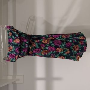Floral strapless summer dress